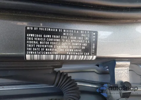 2012 Volkswagen Beetle 2.0T Turbo из США, поврежденный, VIN 3VW467AT2CM642705